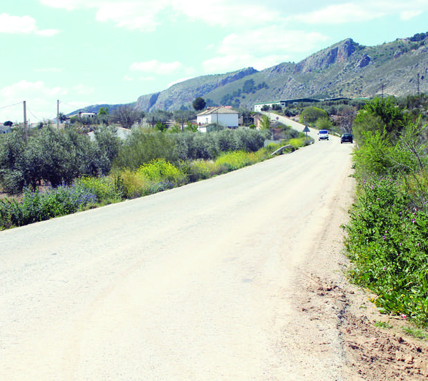 Mejoras en la carretera que une la Esperanza de Loja con Huétor Tájar
